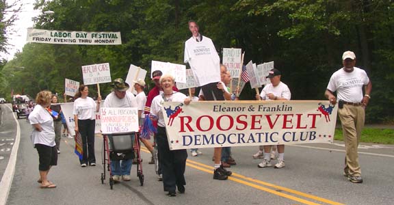 2009-09-07_10-42-51rooseveltdemsclub.JPG