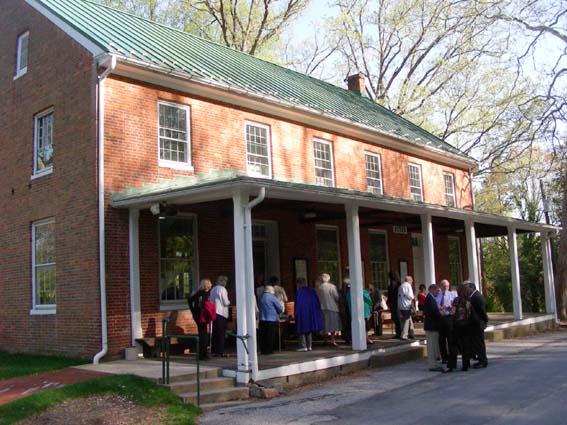 2010-04-10_17-08-22sandyspring.JPG