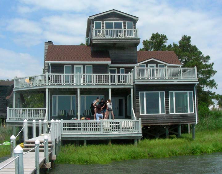 2010-05-29_11-58-58chincoteaguehousew.JPG