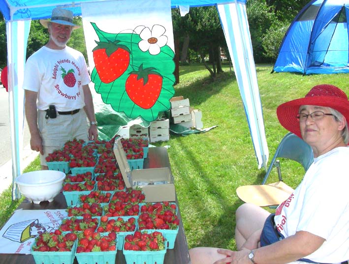 2010-06-05_11-35-27johnbassertpatnutterstrawberriesw.JPG